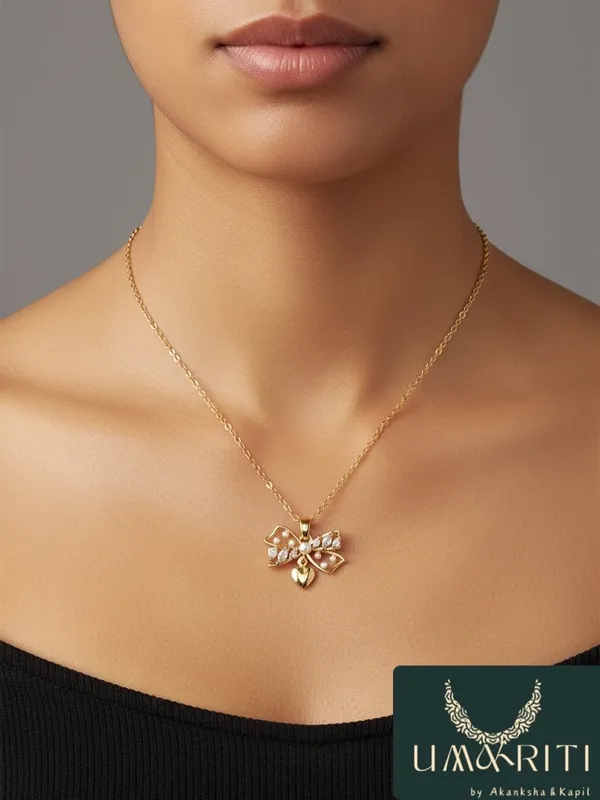 Gold_Bow_Pearl_Necklace_For_Women
